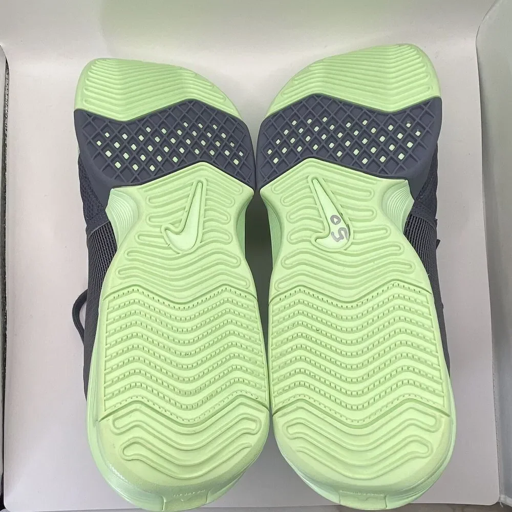 New Nike Lebron Witness 8 Basketball Vapor Green White Carbon SZ 12.5 FB2239 300